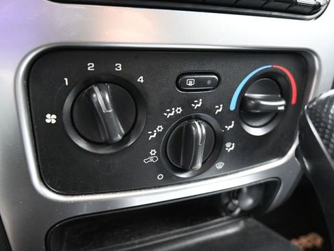 Used 2004 Jeep Liberty Limited w/ Trailer Tow Group image 19