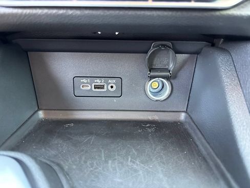 Certified 2023 Nissan Sentra SR w/ Midnight Edition Package FWD image 25