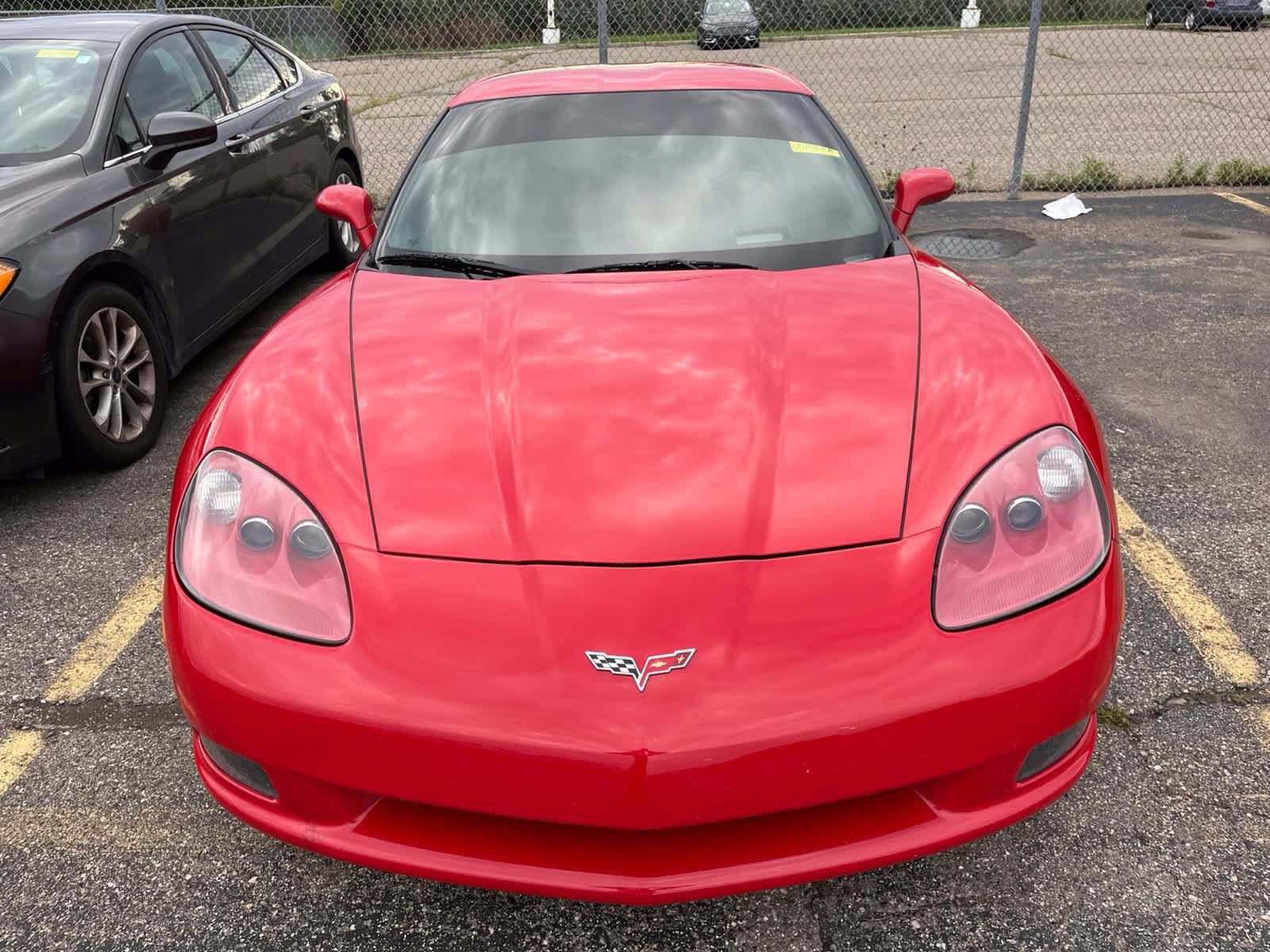 Used 2006 Chevrolet Corvette Coupe w/ Preferred Equipment Group RWD image 25