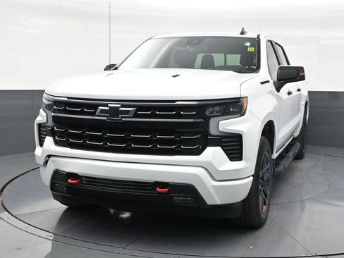 Used 2024 Chevrolet Silverado 1500 RST w/ Redline Edition AWD/4WD image 8