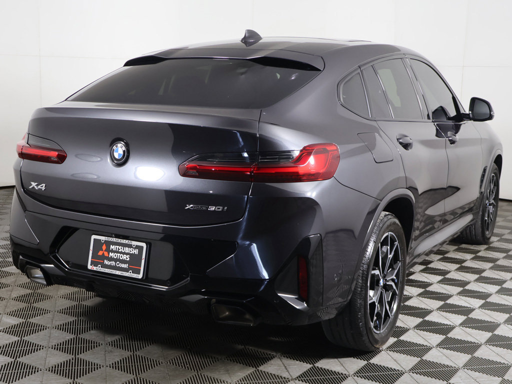 Used 2025 BMW X4 xDrive30i AWD/4WD image 13