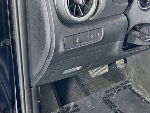 Used 2023 Hyundai Kona SEL image 10