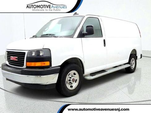 Used 2025 GMC Savana 2500 w/ Driver Convenience Package RWD image 1