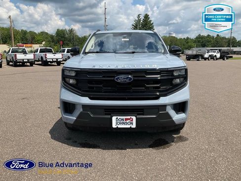 Used 2025 Ford Expedition Active AWD/4WD image 26