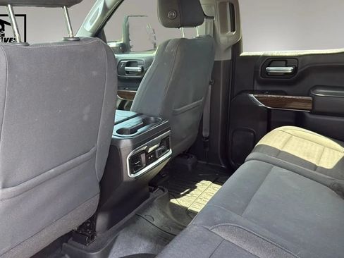 Used 2020 GMC Sierra 1500 Elevation w/ Elevation Value Package AWD/4WD image 12