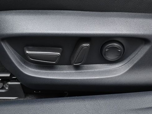 Certified 2025 Toyota Camry SE image 10