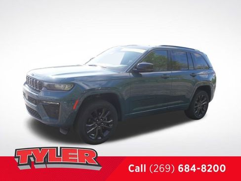 New 2026 Jeep Grand Cherokee Limited AWD/4WD image 3