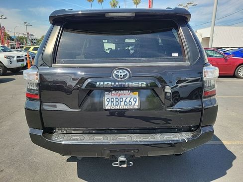 Used 2022 Toyota 4Runner SR5 image 6