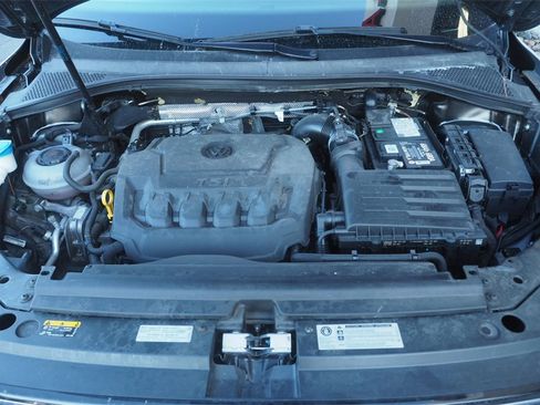 Used 2020 Volkswagen Tiguan S image 27