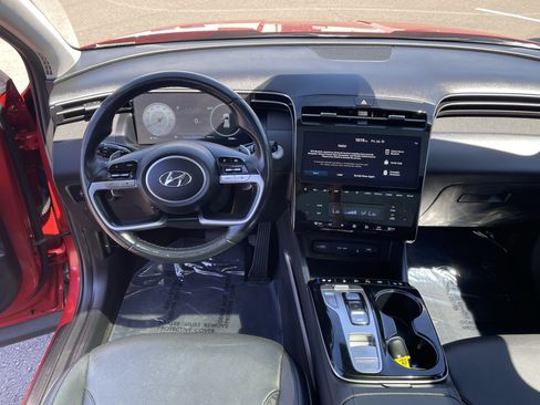 Certified 2023 Hyundai Tucson Limited AWD/4WD image 12