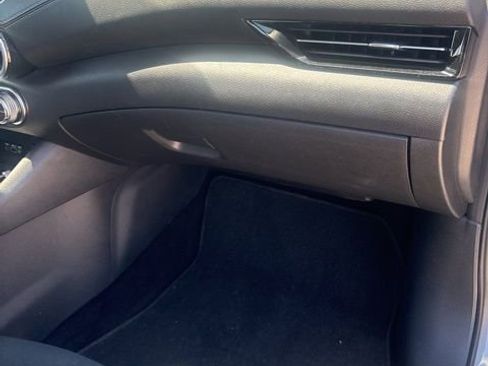 Used 2020 Nissan Sentra SV image 24