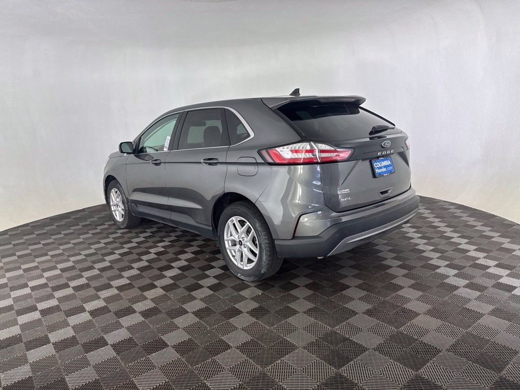 Used 2023 Ford Edge SEL AWD/4WD image 7