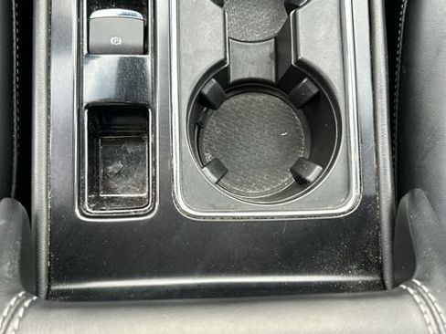 Used 2022 Lincoln Corsair Standard w/ Equipment Group 101A image 23