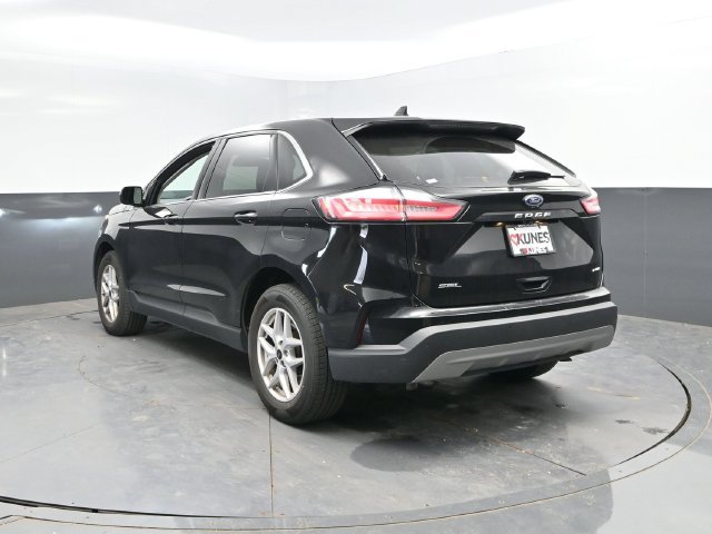 Used 2024 Ford Edge SEL AWD/4WD image 11