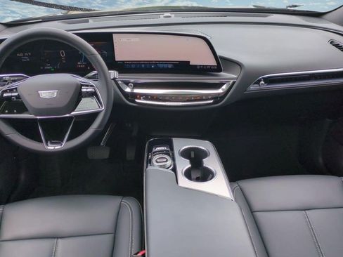 Certified 2024 Cadillac Lyriq Tech RWD image 18