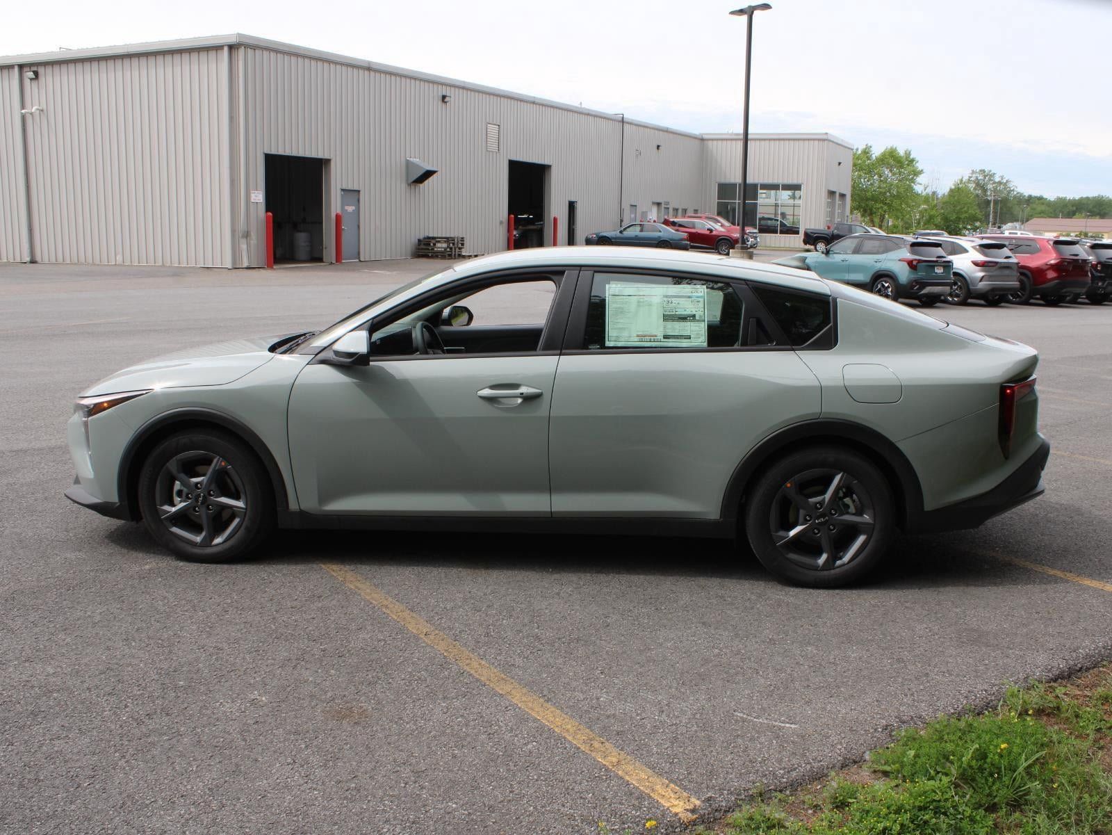 New 2026 Kia K4 FWD image 5