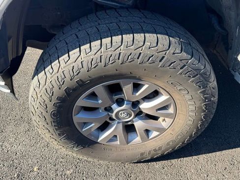 Used 2019 Toyota Tacoma SR5 image 7