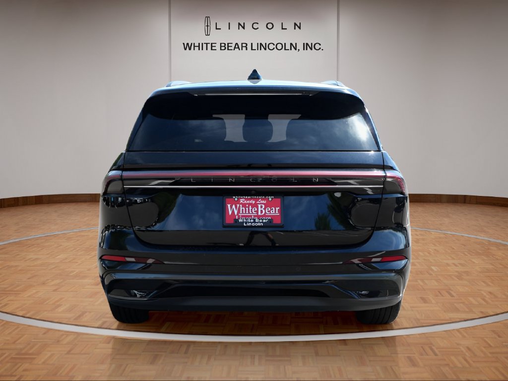 Used 2024 Lincoln Nautilus Reserve w/ Equipment Group 203A AWD/4WD image 6