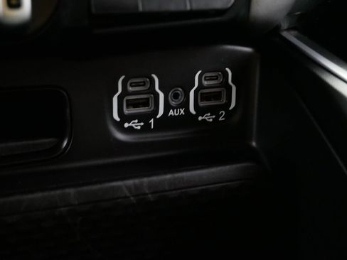 Used 2021 RAM 1500 Big Horn image 21