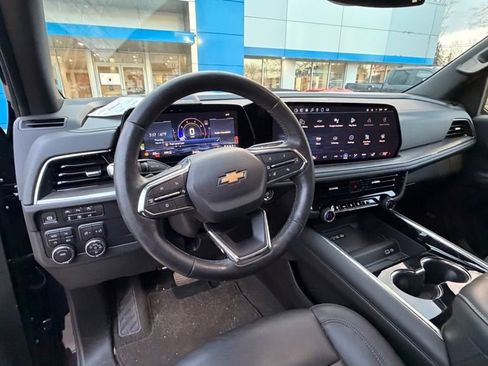 Used 2025 Chevrolet Tahoe LT w/ Comfort Package image 9