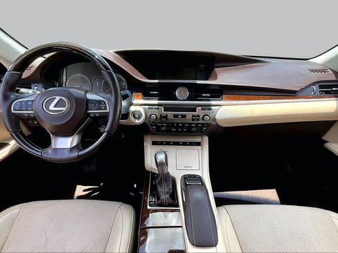 Used 2016 Lexus ES 350 FWD image 16