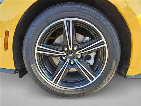 Used 2024 Ford Mustang Coupe image 22