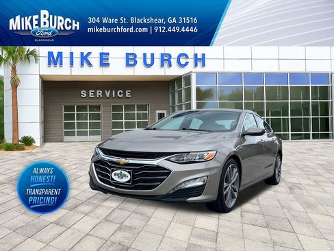 Used 2024 Chevrolet Malibu LT FWD image 1