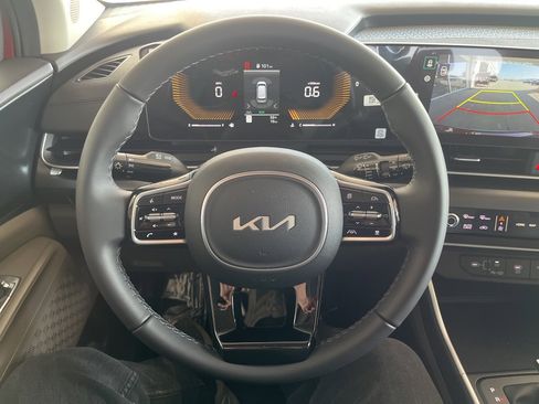 New 2026 Kia Carnival image 24