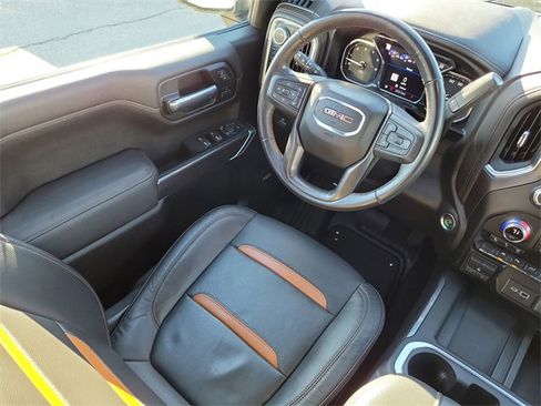 Used 2022 GMC Sierra 1500 AT4 w/ AT4 Premium Package image 15