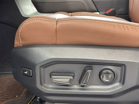 Used 2025 Toyota Tundra 1794 Edition image 14