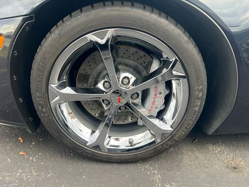 Used 2013 Chevrolet Corvette Grand Sport w/ 2LT Preferred Equipment Group image 22