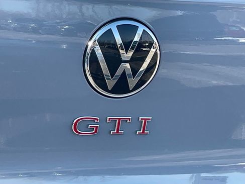 Used 2025 Volkswagen GTI SE image 19