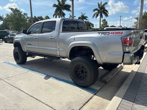 Used 2021 Toyota Tacoma TRD Sport w/ TRD Premium Sport Package AWD/4WD image 3