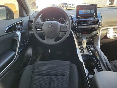New 2026 Mitsubishi Eclipse Cross LE image 8