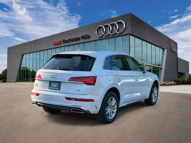 Used 2023 Audi Q5 2.0T Premium w/ Convenience Package AWD/4WD image 5
