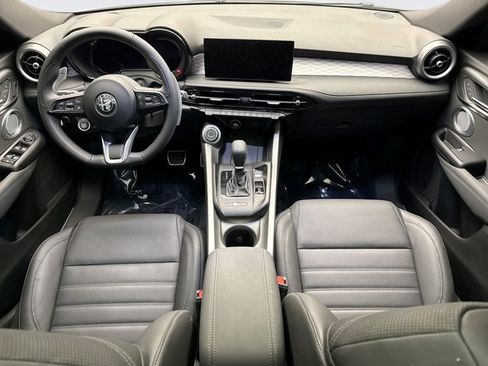 Used 2024 Alfa Romeo Tonale Veloce AWD/4WD image 14