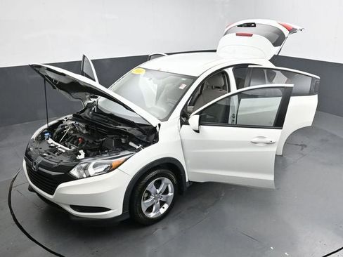 Used 2016 Honda HR-V LX image 47