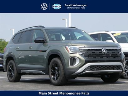 New 2025 Volkswagen Atlas Peak Edition SE