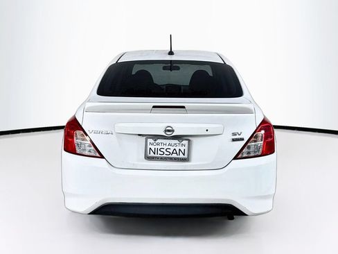 Used 2018 Nissan Versa SV w/ SV Special Edition Package FWD image 6