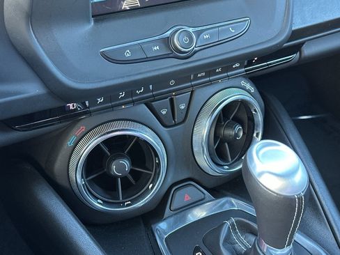 Used 2019 Chevrolet Camaro LT image 19