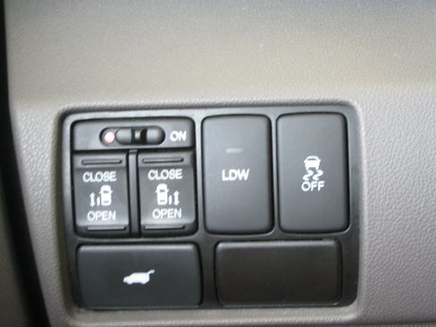 Used 2015 Honda Odyssey EX-L image 10