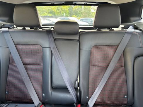 Used 2026 Nissan Kicks SR AWD/4WD image 36