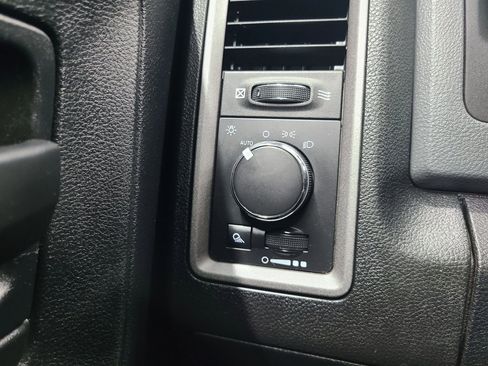 Used 2014 RAM 2500 Tradesman w/ Popular Equipment Group image 27