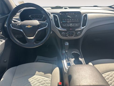 Used 2018 Chevrolet Equinox LT image 10