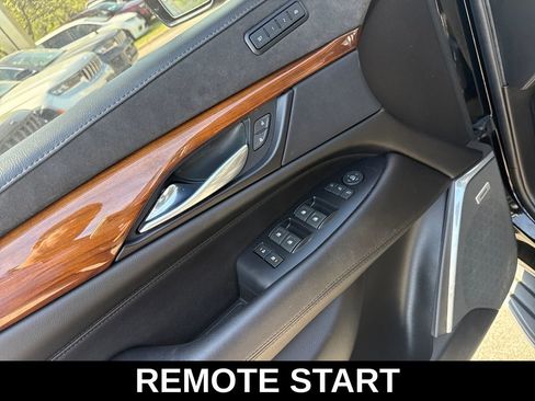 Used 2019 Cadillac Escalade Premium Luxury AWD/4WD image 13