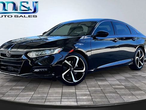 Used 2019 Honda Accord Sport image 1