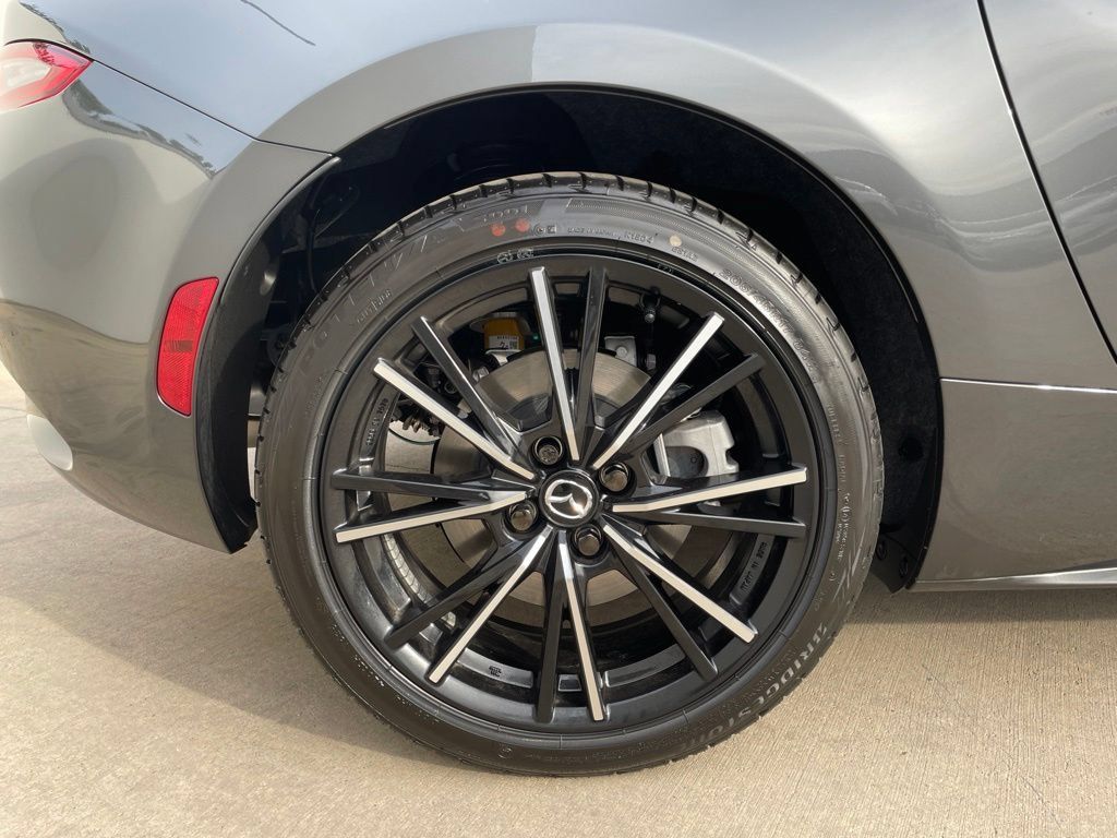 Used 2026 MAZDA MX-5 Miata RF Grand Touring RWD image 20