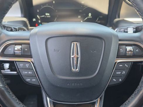 Used 2021 Lincoln Nautilus FWD w/ Equipment Group 101A image 22