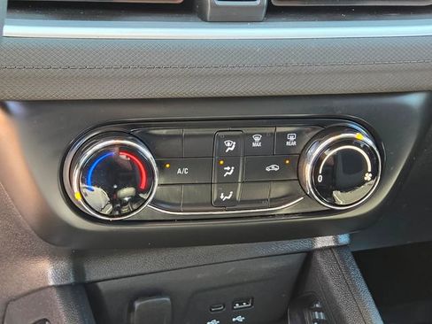 Used 2024 Chevrolet TrailBlazer LS w/ LS Convenience Package FWD image 30