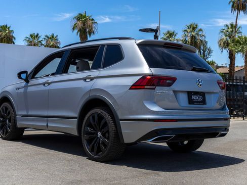 Used 2020 Volkswagen Tiguan SE R-Line w/ 3rd Row Seat Package AWD/4WD image 7